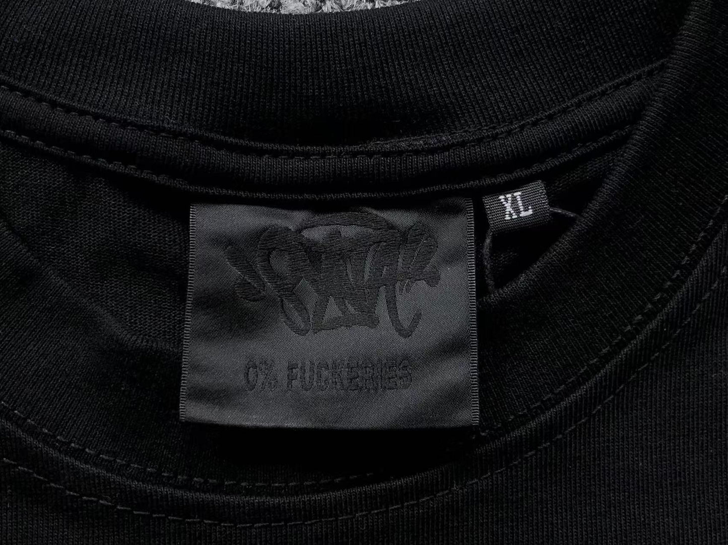 Camiseta Syna World Wages