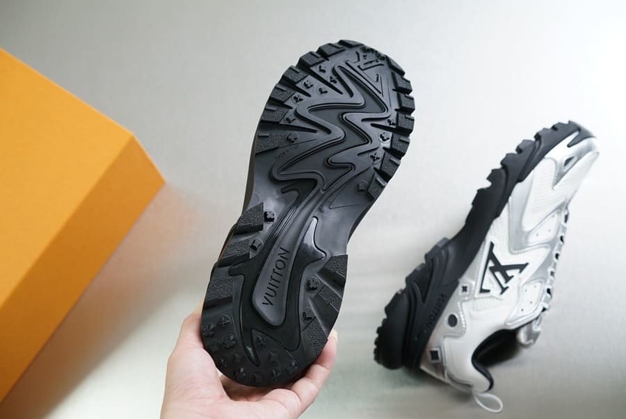 Louis Vuitton Runner Tatic Silver