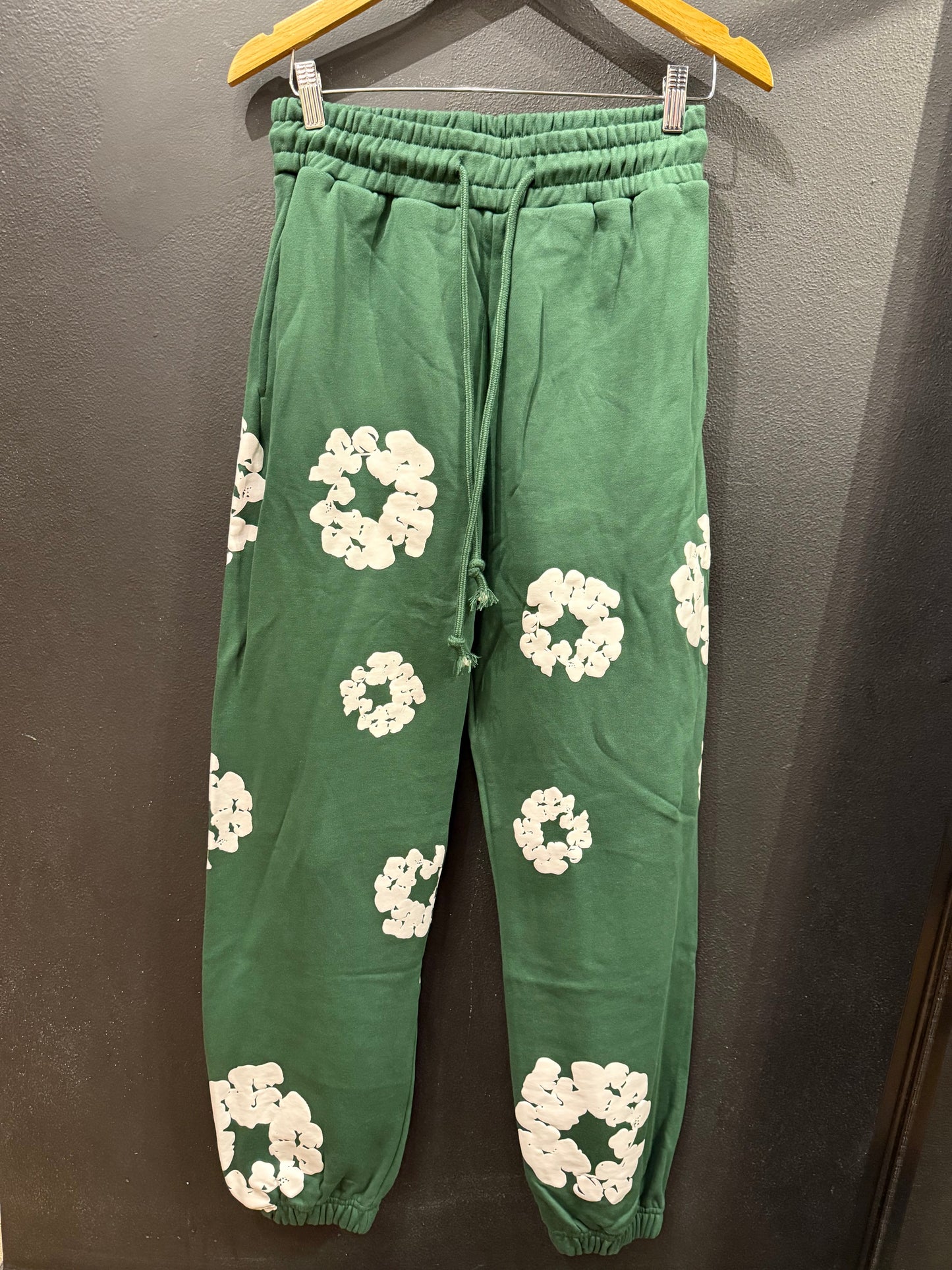 Conjunto Moletom Denim Tears The Cotton Wreath Green