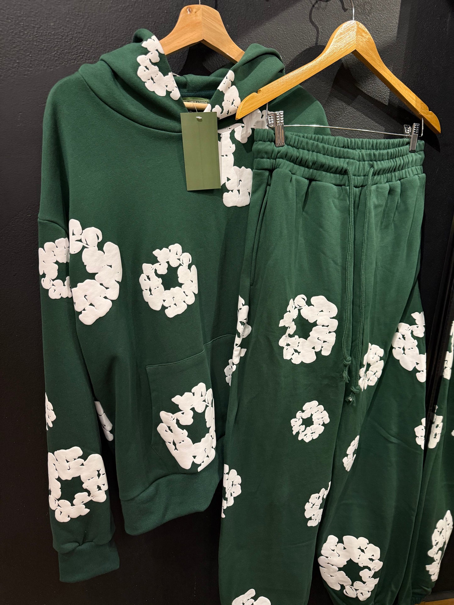 Conjunto Moletom Denim Tears The Cotton Wreath Green