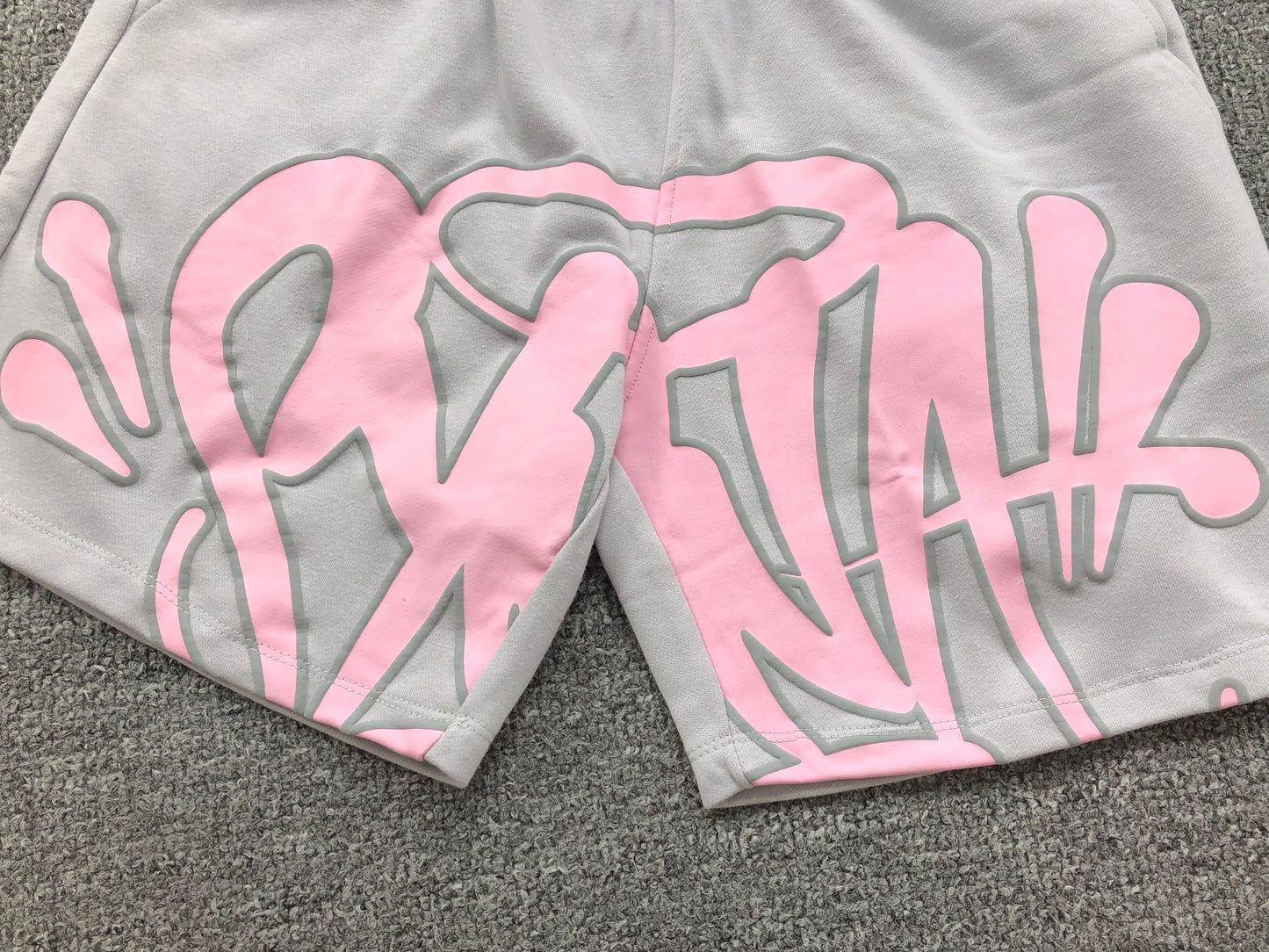 Conjunto Shorts Synaworld Cinza