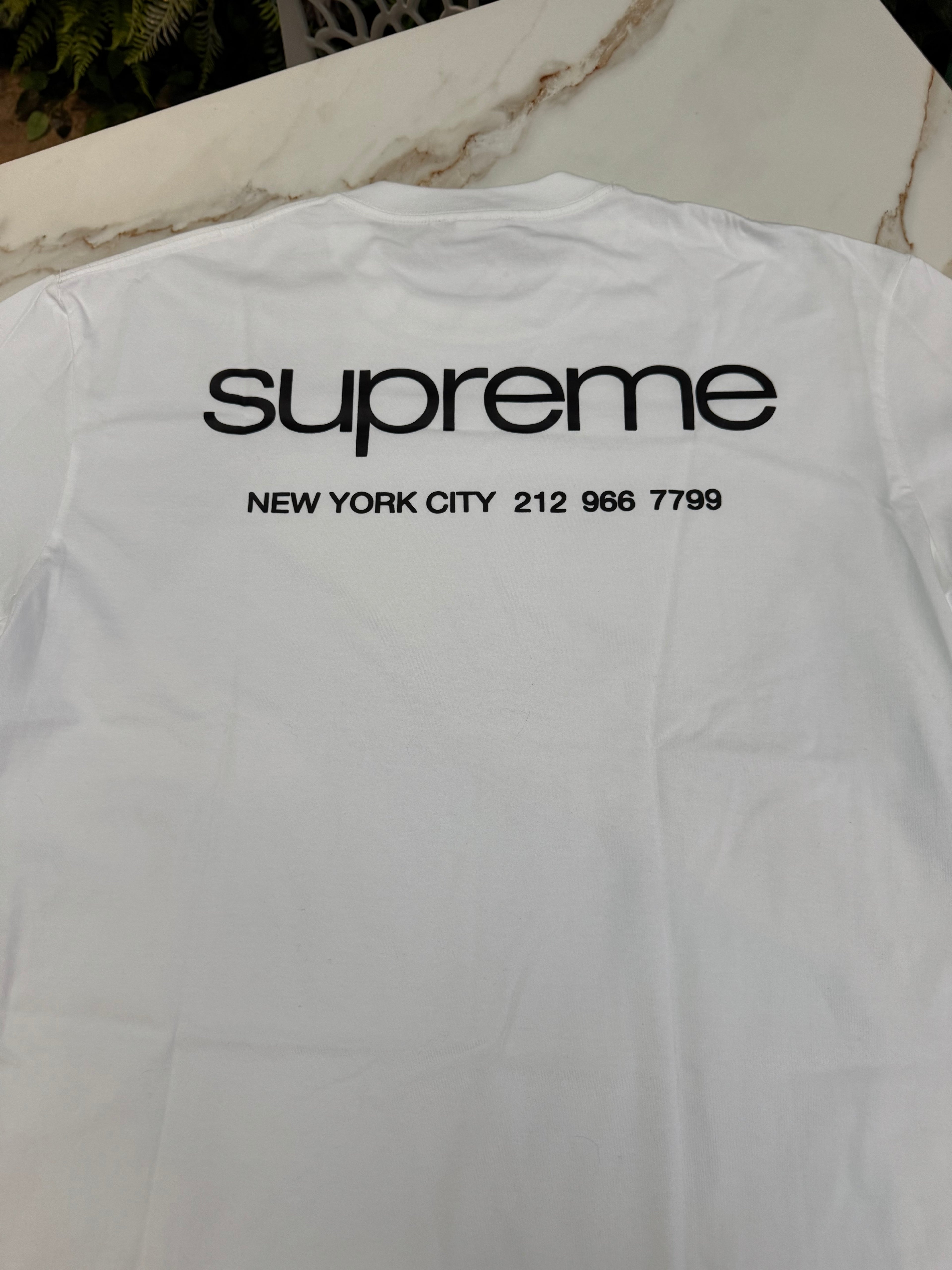 Camiseta Supreme NYC White