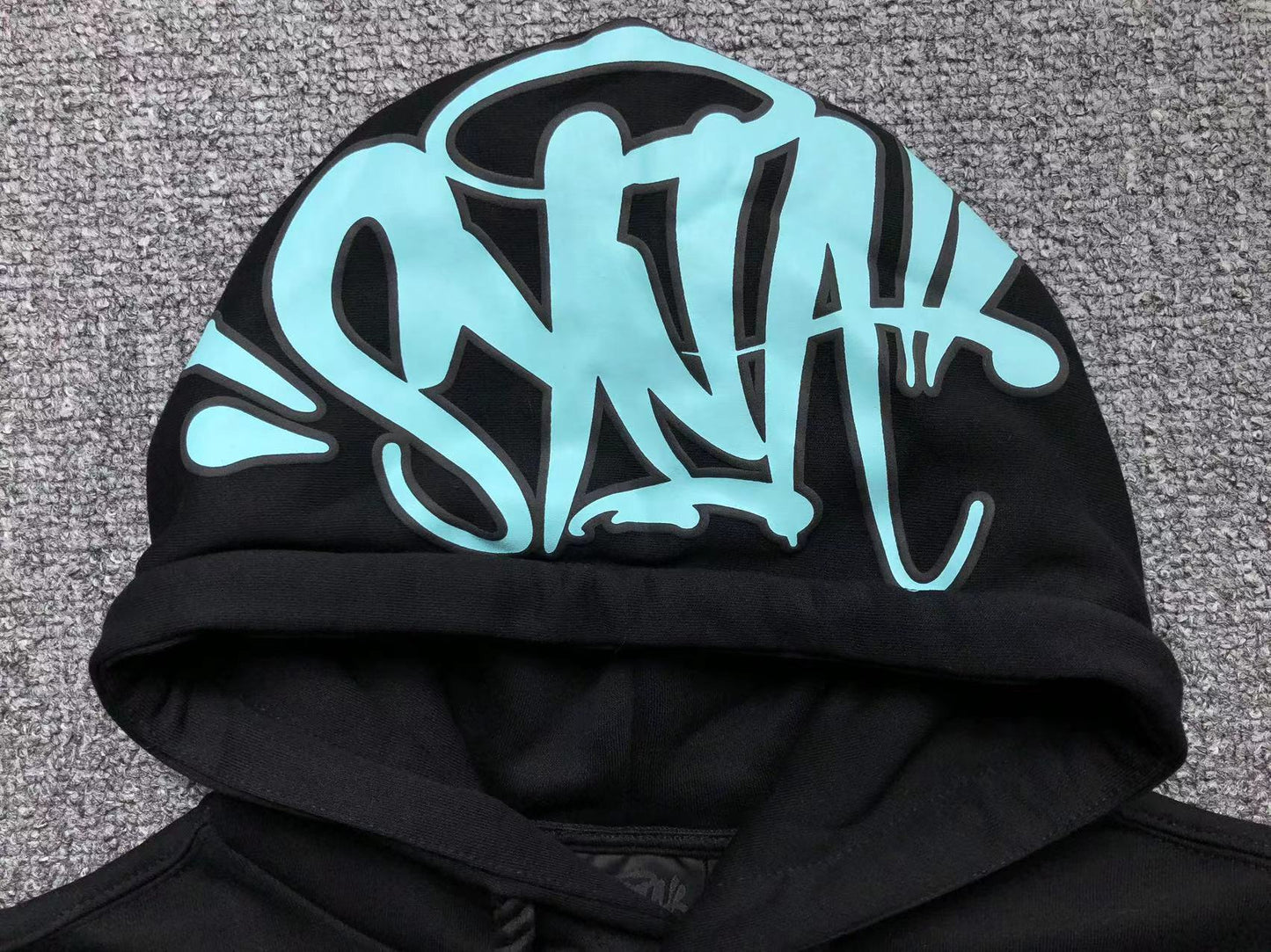 Conjunto Synaworld Logo Preto/Azul