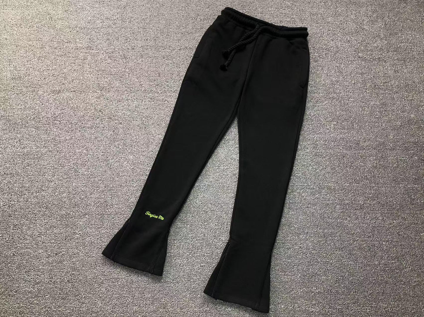 Conjunto Synaworld Logo Black Green