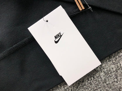 Conjunto Tech Fleece Nike x Syna World