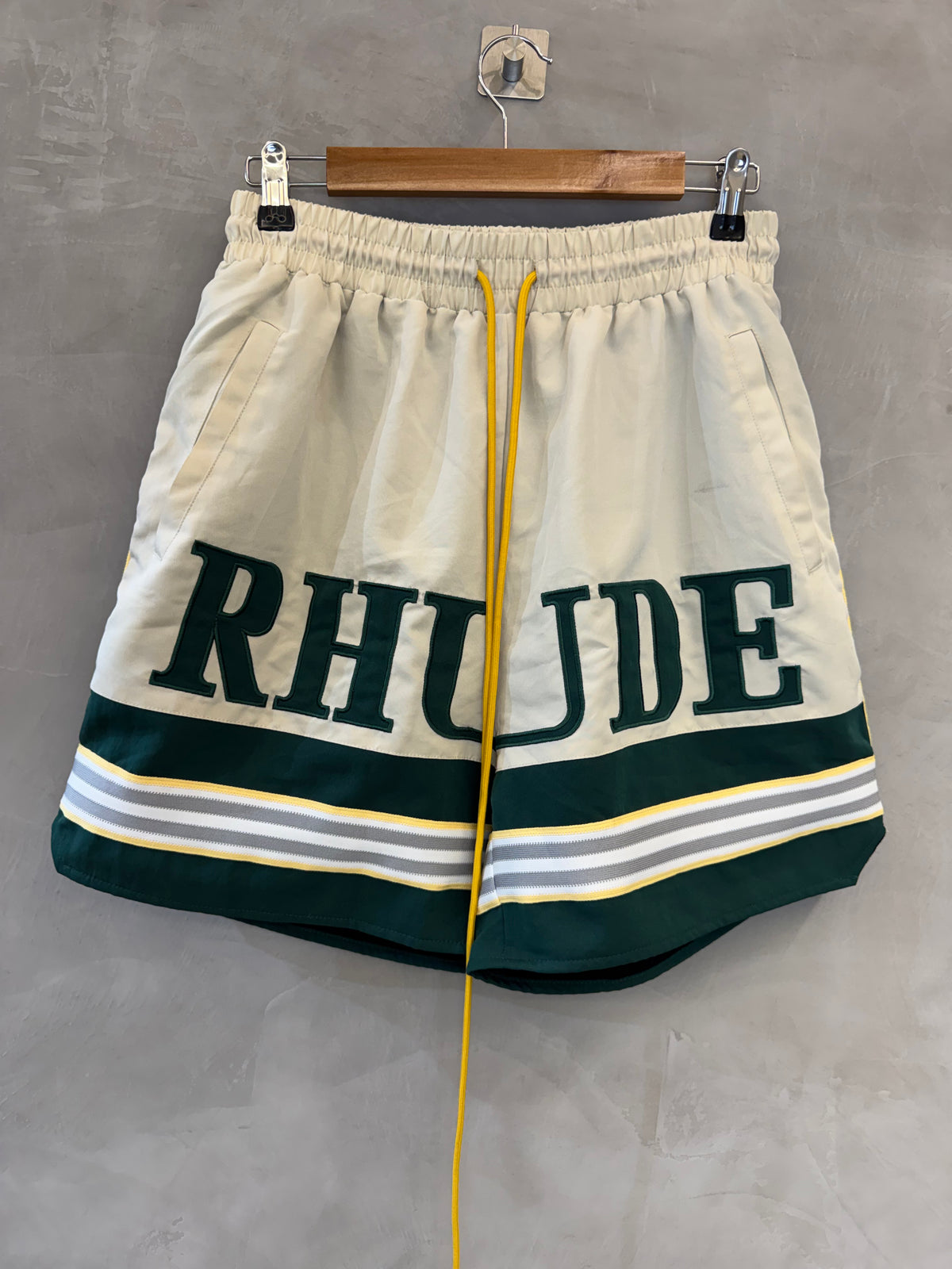 Shorts Rhude Printed Logo Off White/Green
