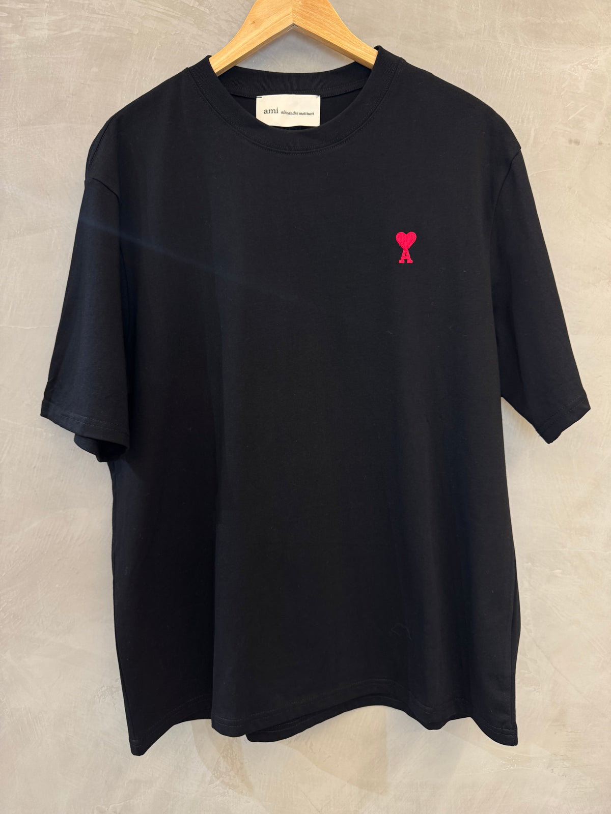 Camiseta Ami Paris “Ami De Coeur” Black