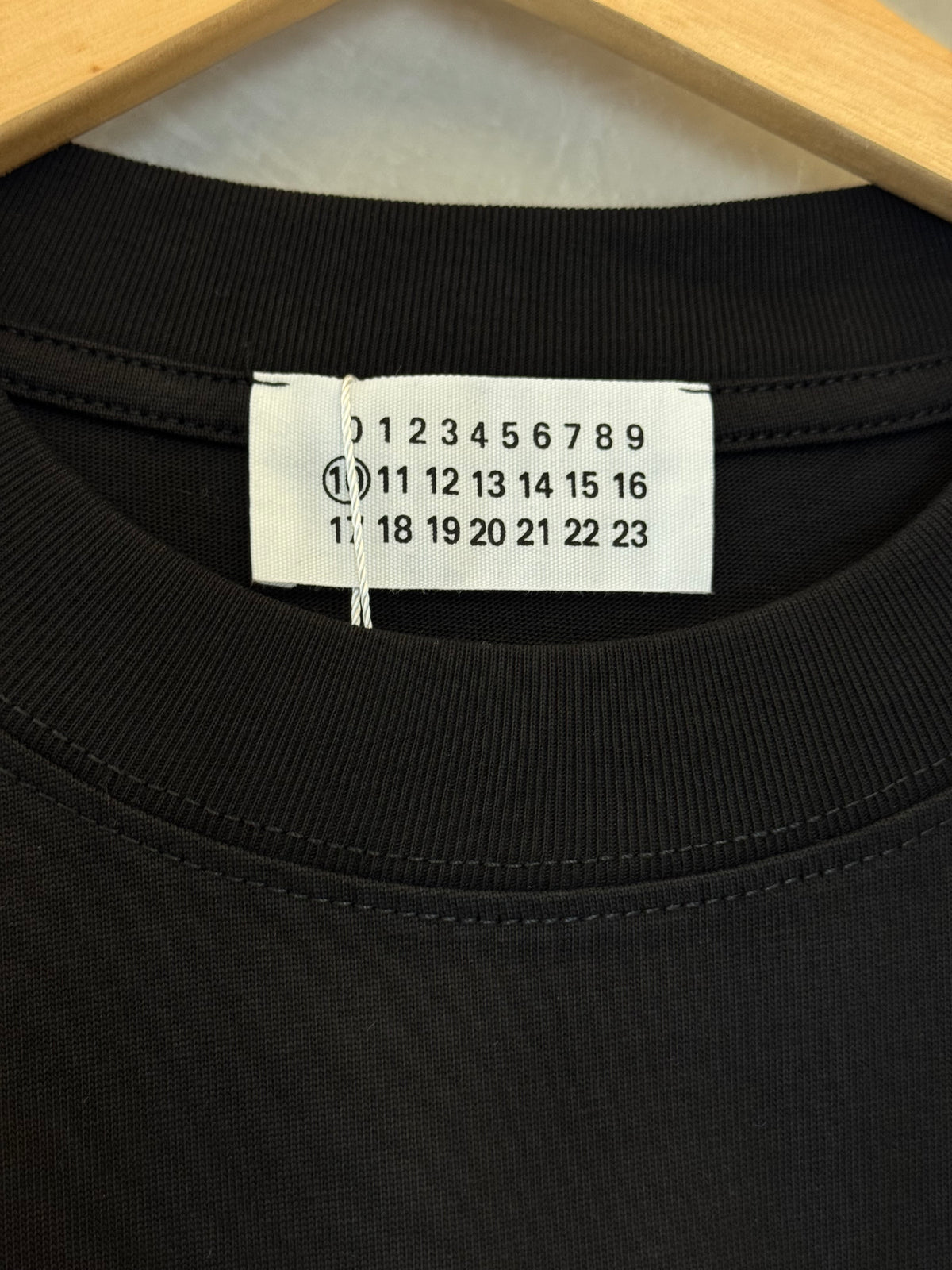 Camiseta Maison Margiela Numbers Logo Black