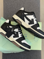Tênis Off-White Out Of Office Black and White