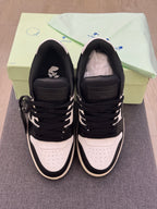 Tênis Off-White Out Of Office Black and White