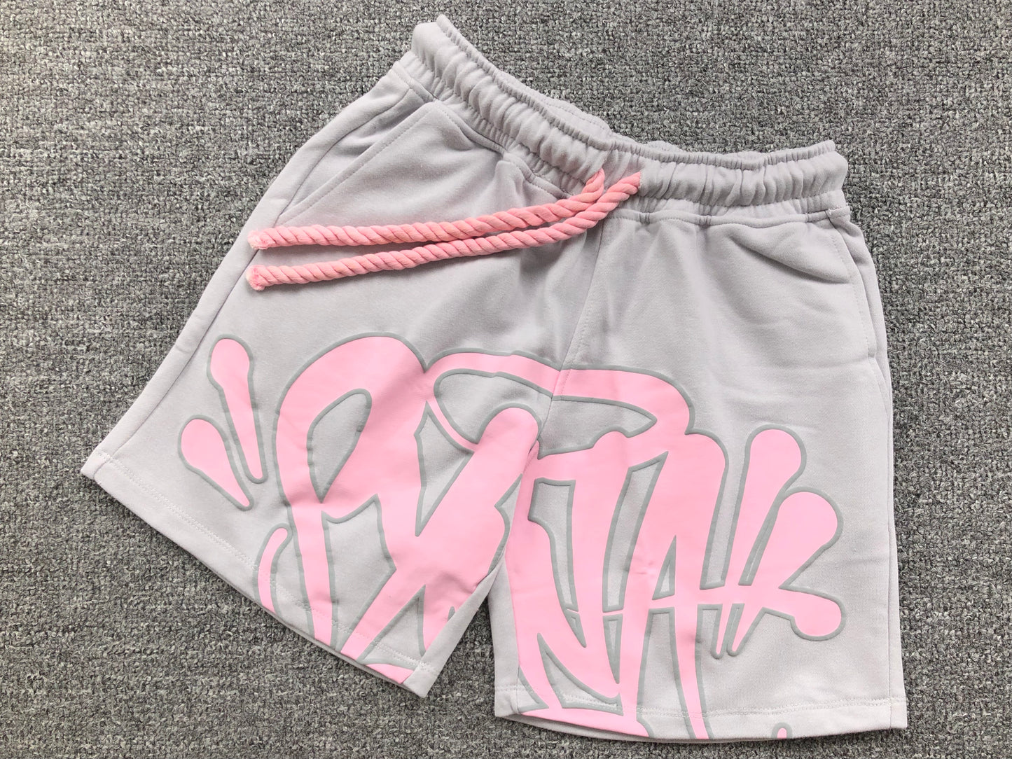 Conjunto Shorts Synaworld Cinza